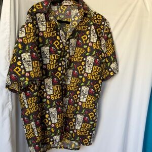 'Let's Go Bucs' Short-Sleeve Button-Down Shirt - Black & Yellow